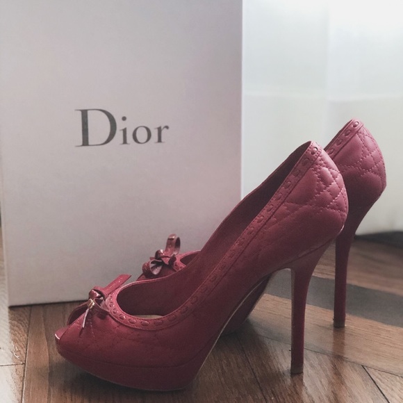 Authentic Dior classic peep toe heals from Holt Renfrew - Picture 2 of 7